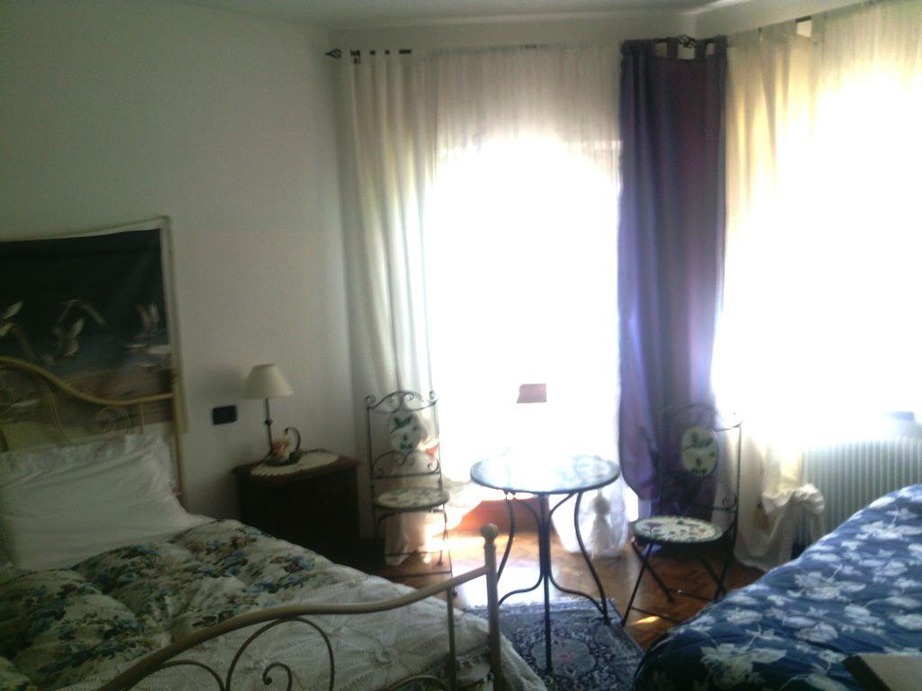 B&B Pane & Tulipani Duino Room photo